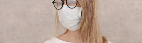 O uso de máscara de proteção embaça as suas lentes? Veja como evitar!